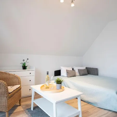 Apartment Alte Bergstrasse 6 Windgefluester Scharbeutz